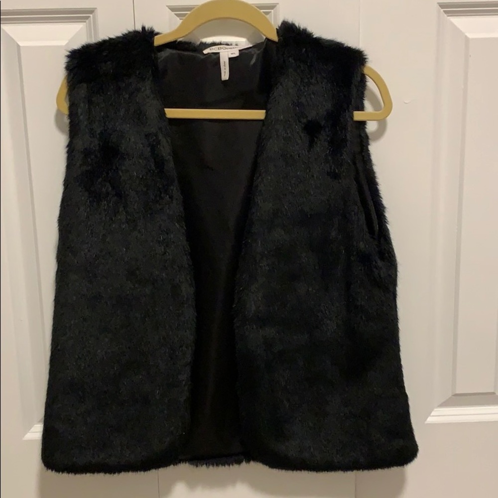 Fur Vest (black - BCBGeneration)